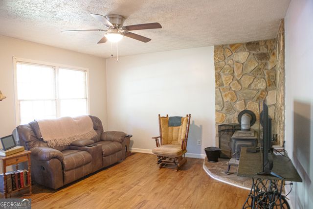 566 Colbert Grove Church Road, Danielsville, GA 30633