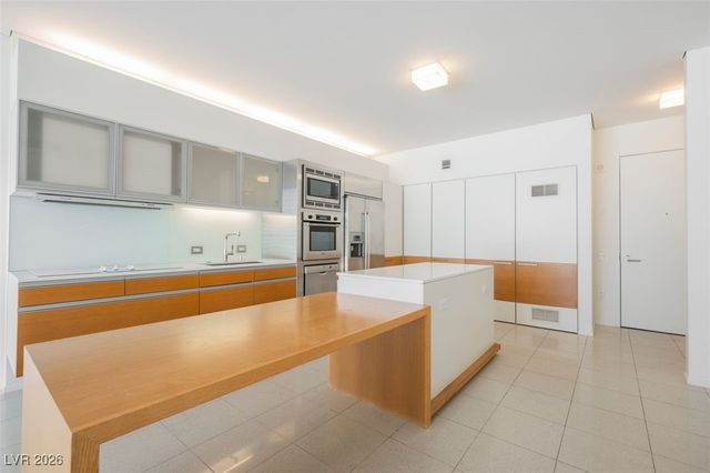 3726 Las Vegas Boulevard 704, Las Vegas, NV 89158