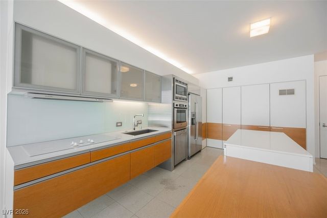 3726 Las Vegas Boulevard 704, Las Vegas, NV 89158