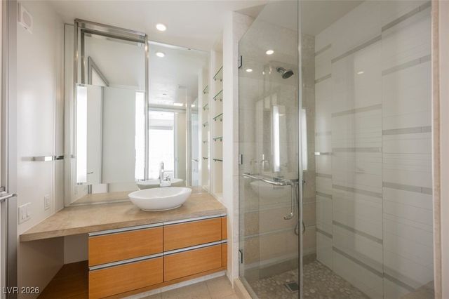 3726 Las Vegas Boulevard 704, Las Vegas, NV 89158