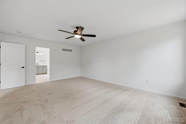 547 Ryehill Drive, St Peters, MO 63376