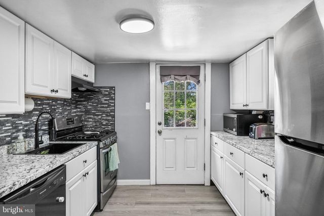 13 RANCOCAS AVE, Clementon, NJ 08021
