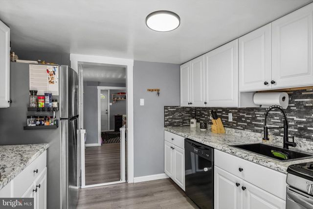 13 RANCOCAS AVE, Clementon, NJ 08021