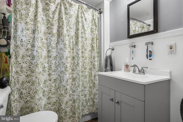 13 RANCOCAS AVE, Clementon, NJ 08021