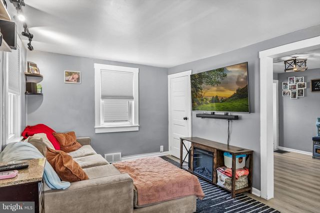 13 RANCOCAS AVE, Clementon, NJ 08021