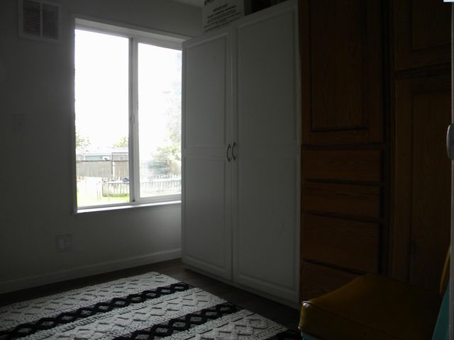 35404 N Flagstone Dr, Benton City, WA 99320