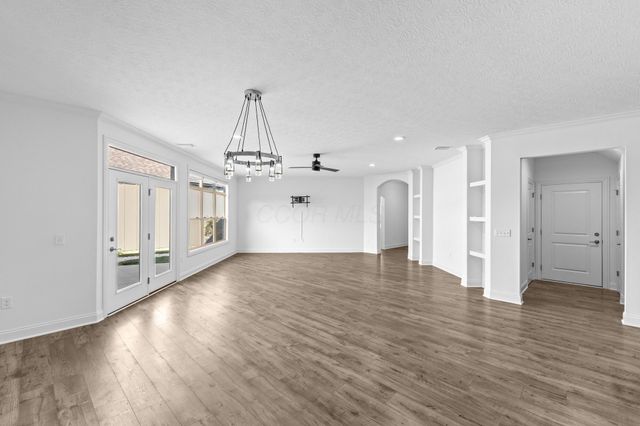 496 Garden Gate Lane, Lewis Center, OH 43035