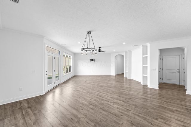 496 Garden Gate Lane, Lewis Center, OH 43035