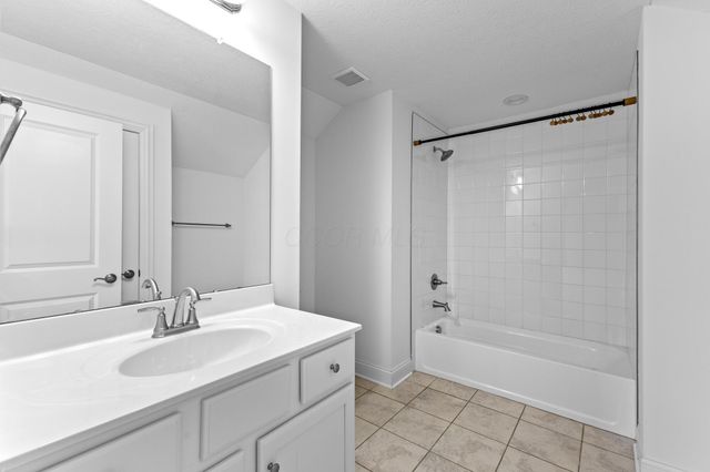 496 Garden Gate Lane, Lewis Center, OH 43035