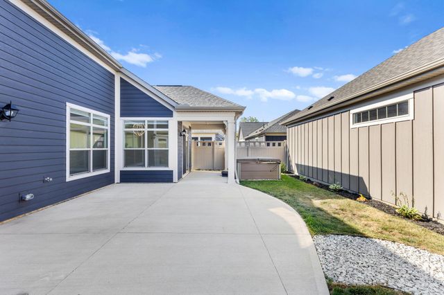 496 Garden Gate Lane, Lewis Center, OH 43035