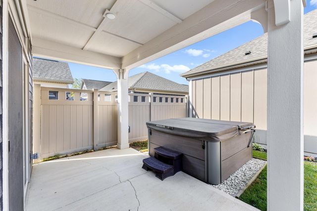 496 Garden Gate Lane, Lewis Center, OH 43035