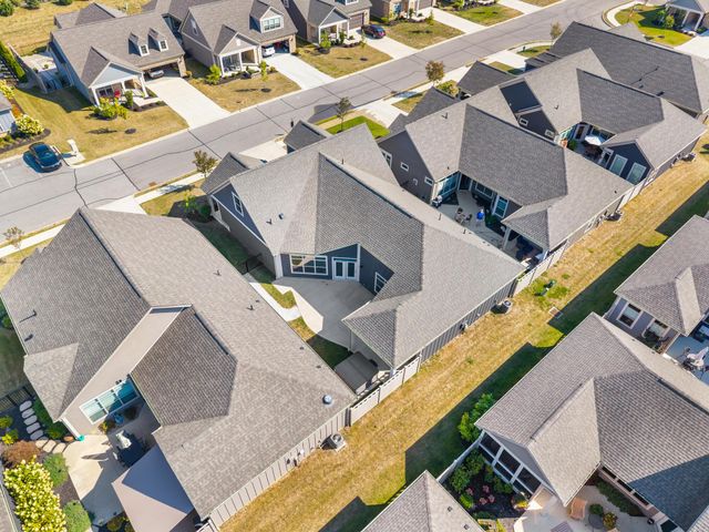 496 Garden Gate Lane, Lewis Center, OH 43035