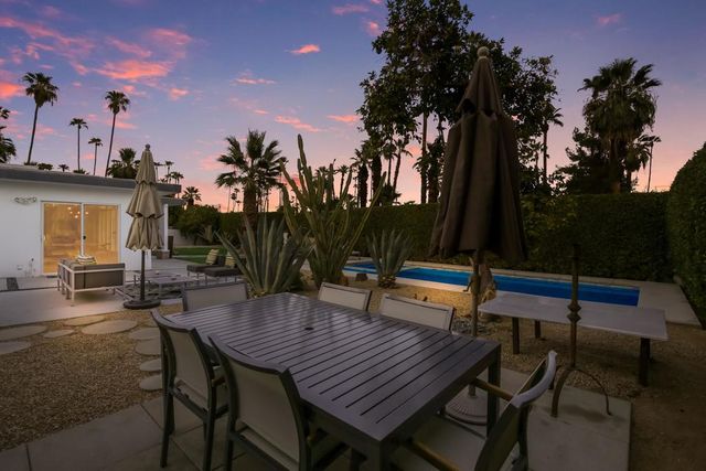 1529 S Calle Palo Fierro, Palm Springs, CA 92264