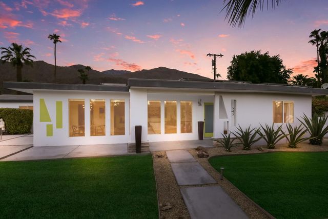 1529 S Calle Palo Fierro, Palm Springs, CA 92264