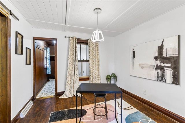 844 Ridgewood Way, Madison, WI 53713