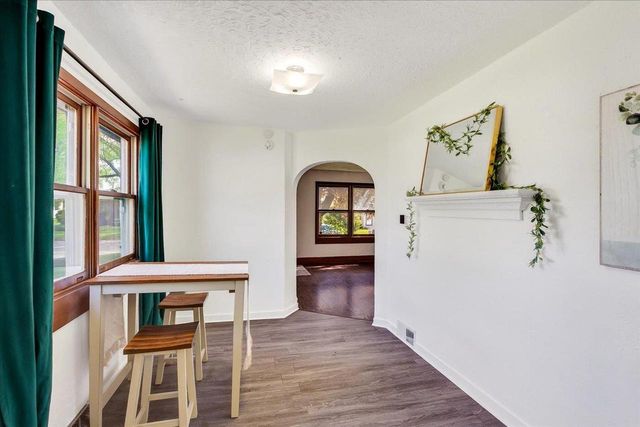 844 Ridgewood Way, Madison, WI 53713