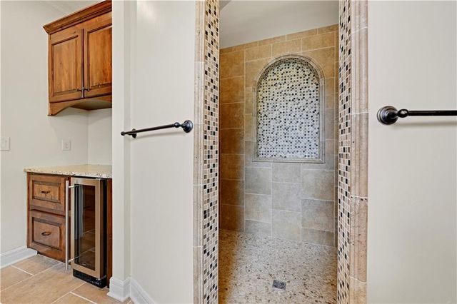 16328 Earnshaw Street, Overland Park, KS 66221