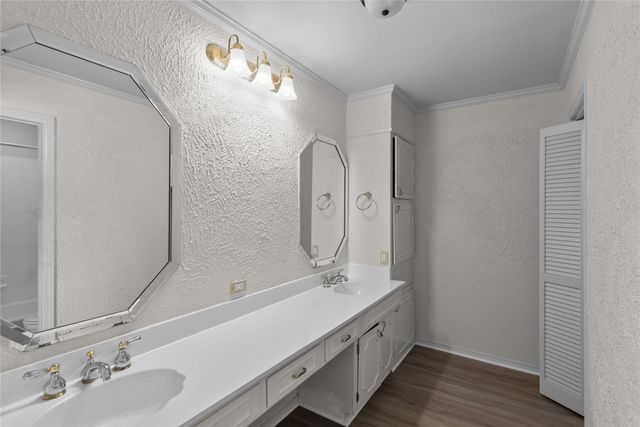 8513 Grover Place, Shreveport, LA 71115