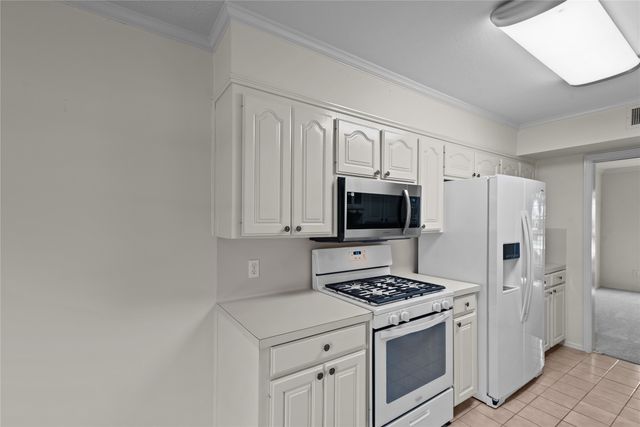 8513 Grover Place, Shreveport, LA 71115