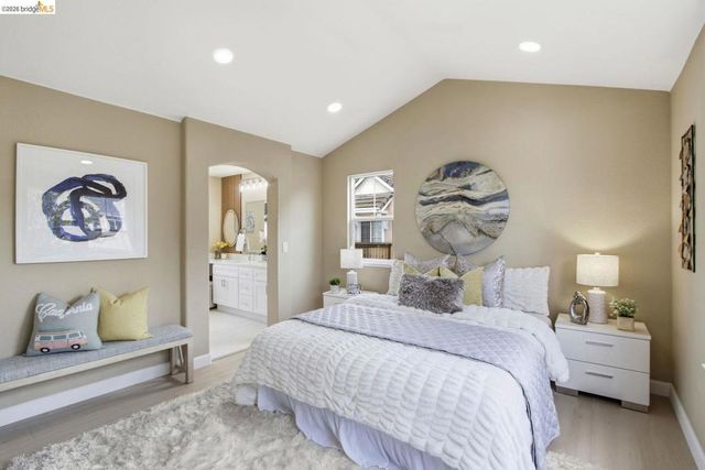 3998 3998 Williams RD, San Jose, CA 95117