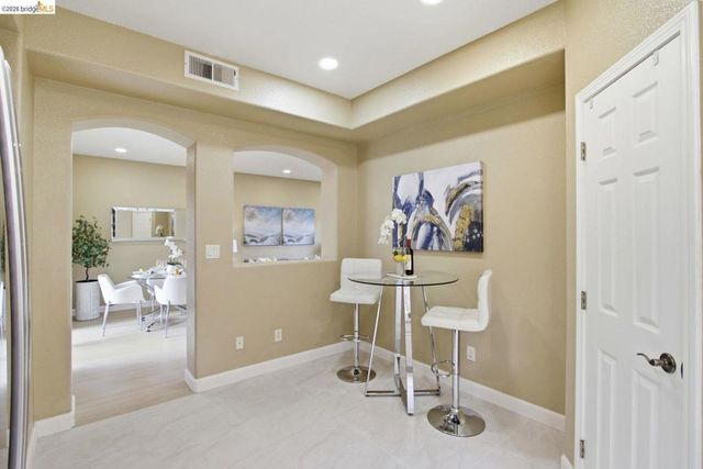 3998 3998 Williams RD, San Jose, CA 95117