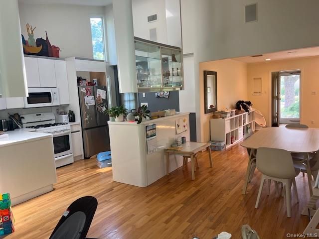 36 Coolidge Avenue, Glen Head, NY 11545