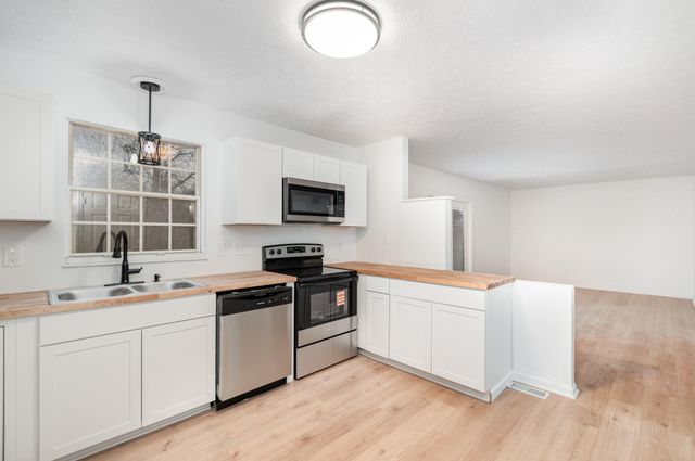 103 Kelley Drive, Florence, KY 41042