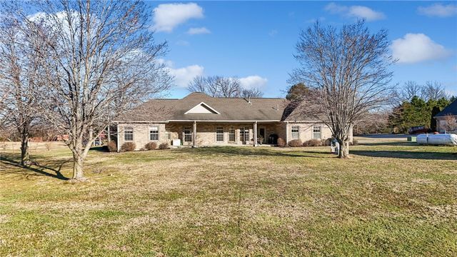 17875 Fisher Ford Road, Siloam Springs, AR 72761