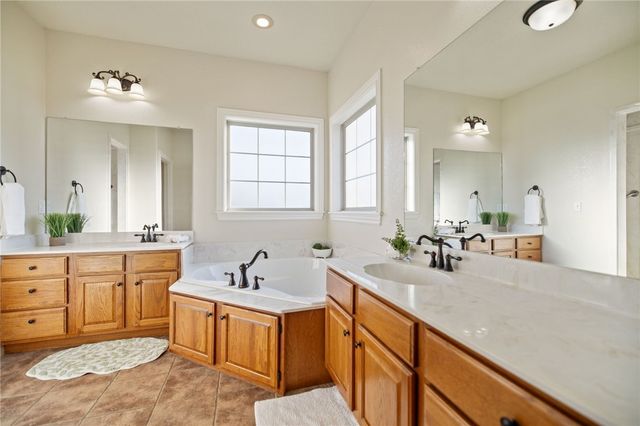 17875 Fisher Ford Road, Siloam Springs, AR 72761