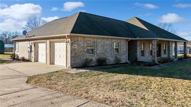 17875 Fisher Ford Road, Siloam Springs, AR 72761