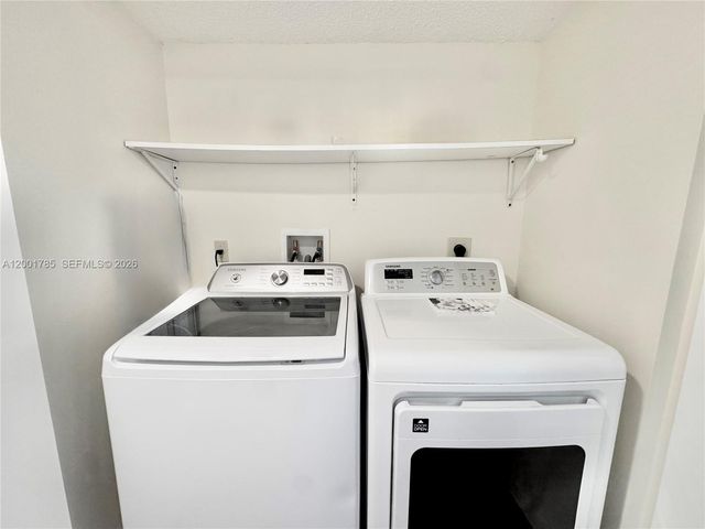 9905 Westwood Dr 34-3, Tamarac, FL 33321