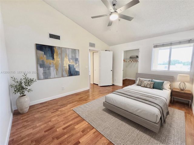 9905 Westwood Dr 34-3, Tamarac, FL 33321