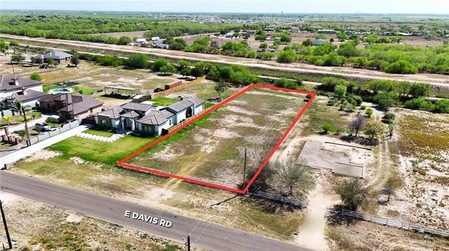 4112 E Davis Road, Edinburg, TX 78542
