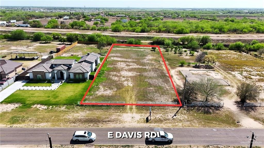 4112 E Davis Road, Edinburg, TX 78542
