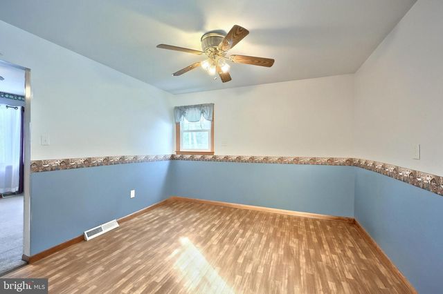 741 ALDINGER DR, Dallastown, PA 17313