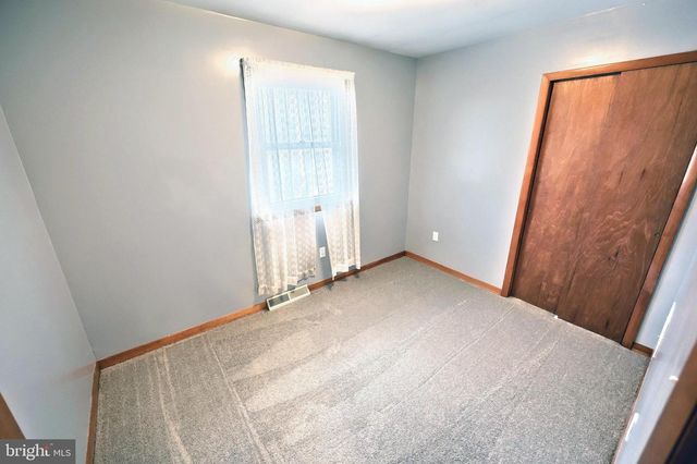 741 ALDINGER DR, Dallastown, PA 17313