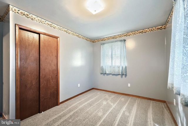 741 ALDINGER DR, Dallastown, PA 17313