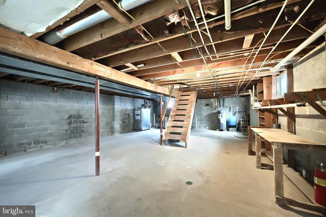 741 ALDINGER DR, Dallastown, PA 17313