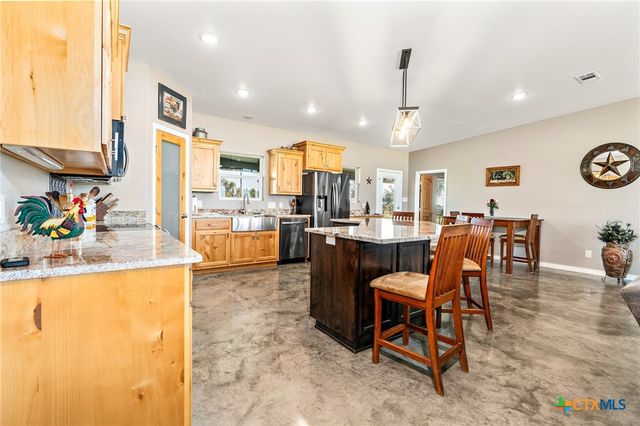 750 County Road 100, Purmela, TX 76566