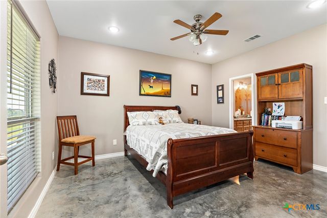 750 County Road 100, Purmela, TX 76566