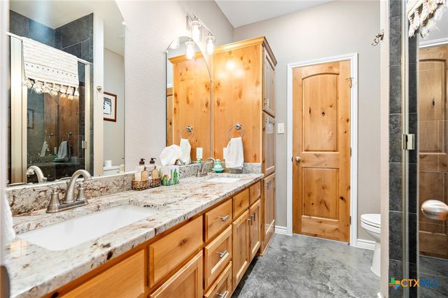 750 County Road 100, Purmela, TX 76566