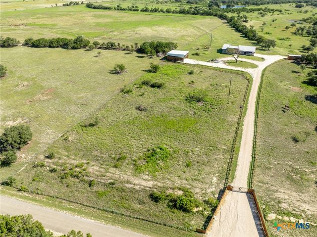 750 County Road 100, Purmela, TX 76566