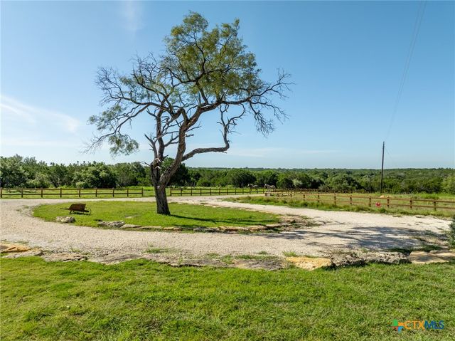 750 County Road 100, Purmela, TX 76566