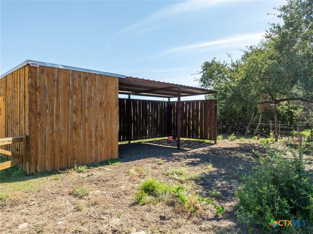 750 County Road 100, Purmela, TX 76566