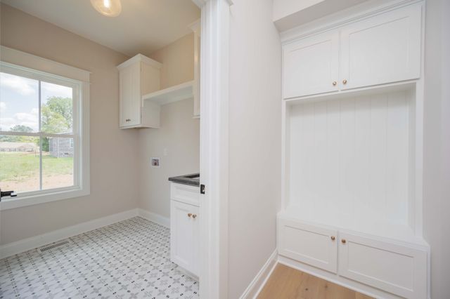 1 Delzotto Drive, Murfreesboro, TN 37128