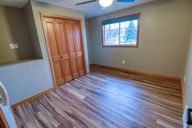 10514 N Arrowhead Dr, Spokane, WA 99208