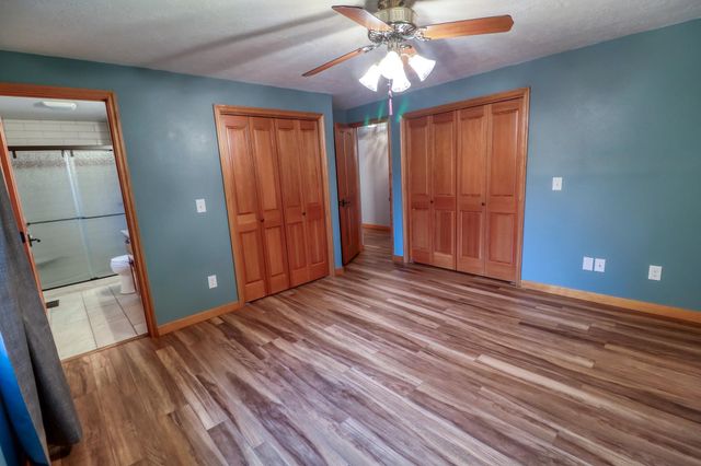 10514 N Arrowhead Dr, Spokane, WA 99208