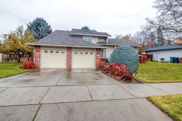 10514 N Arrowhead Dr, Spokane, WA 99208