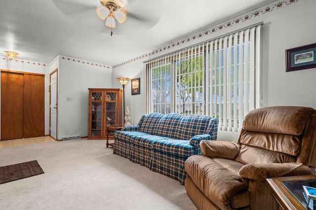 2172 109th STREET, West Allis, WI 53227