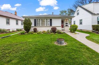 2172 109th STREET, West Allis, WI 53227